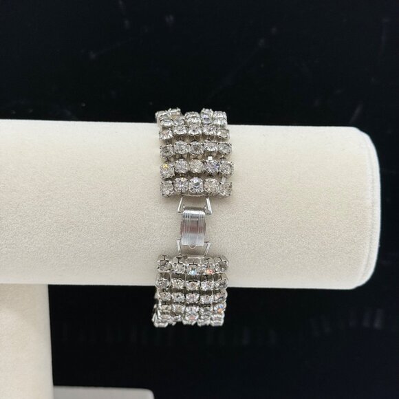 Vtg Clear Rhinestone Silver Tone Wide Bracelet Emerald Cut Center Stone Baguette - Picture 6 of 12